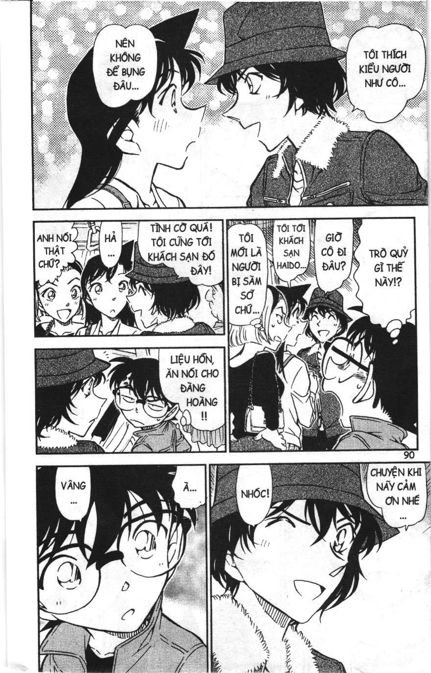 Thám tử lừng danh Conan Loạt truyện tranh: Chapter 779