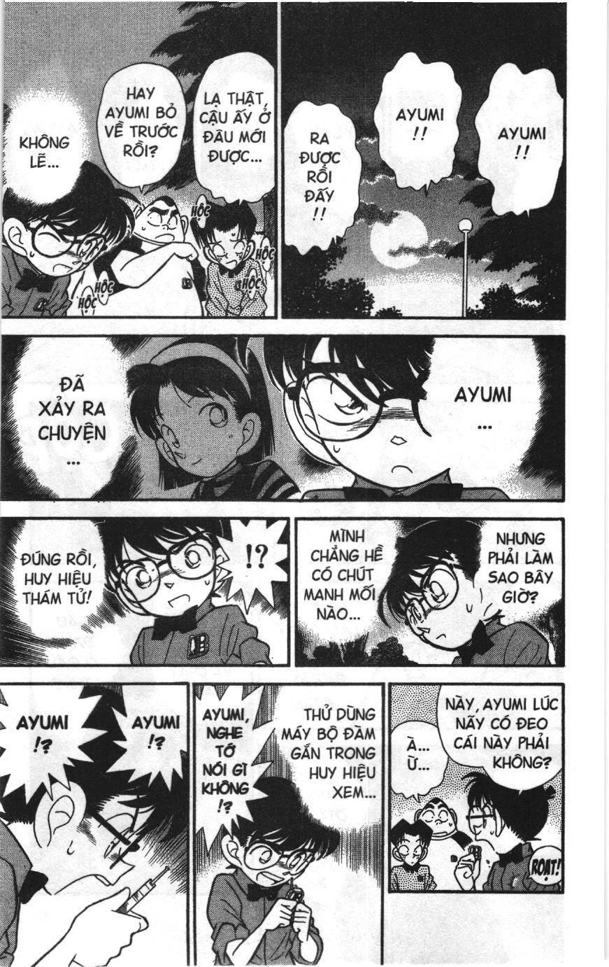 Thám tử lừng danh Conan Loạt truyện tranh: Chapter 79