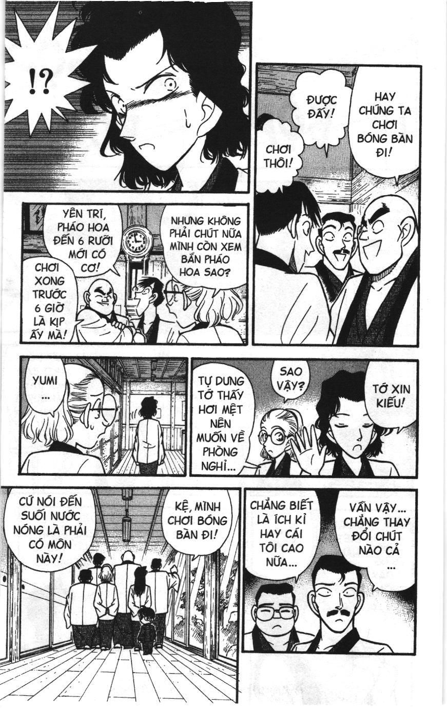 Thám tử lừng danh Conan Loạt truyện tranh: Chapter 82