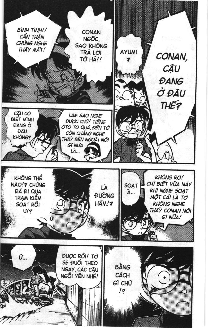 Thám tử lừng danh Conan Loạt truyện tranh: Chapter 90