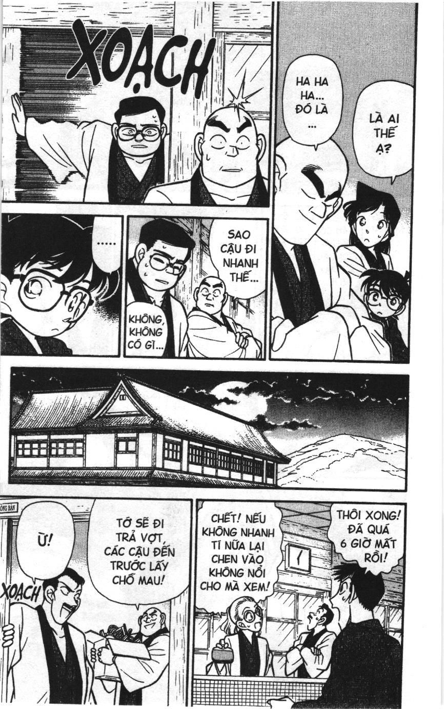 Thám tử lừng danh Conan Loạt truyện tranh: Chapter 92